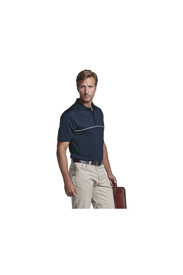 C63s Felix Golfer