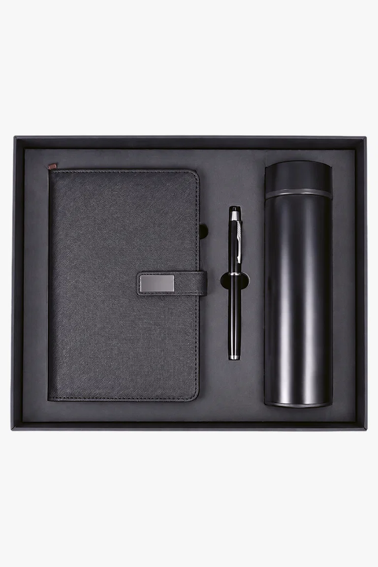 C63s Executive Notebook And Water Bottle Gift Set — Black