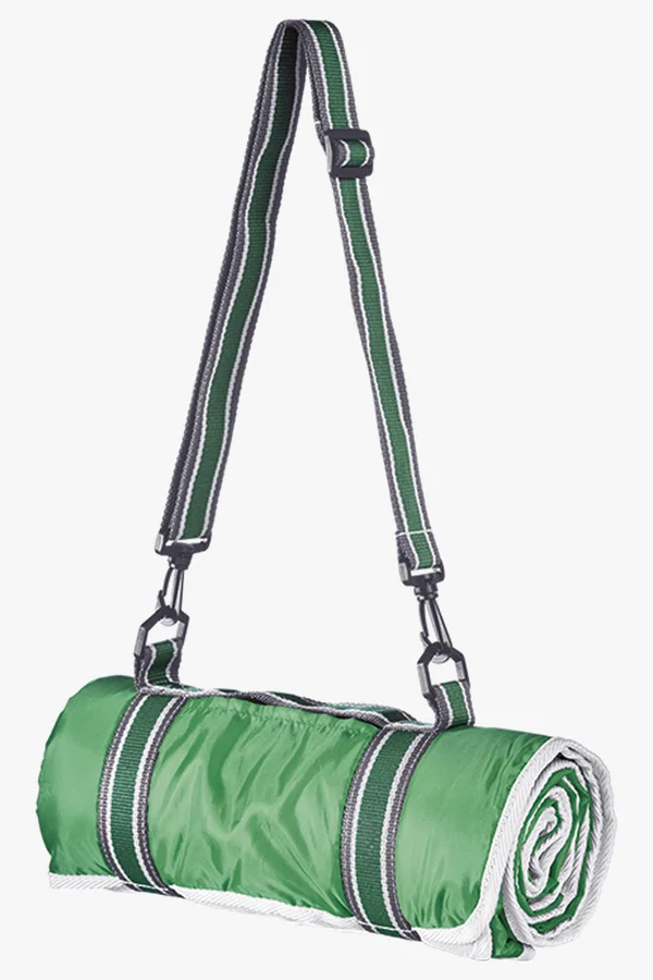 C63s Master Picnic Blanket — Green