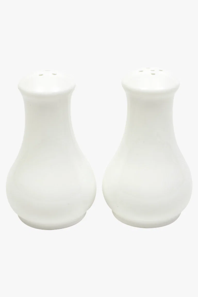 C63s White Basics Fluted Salt & Pepper — White
