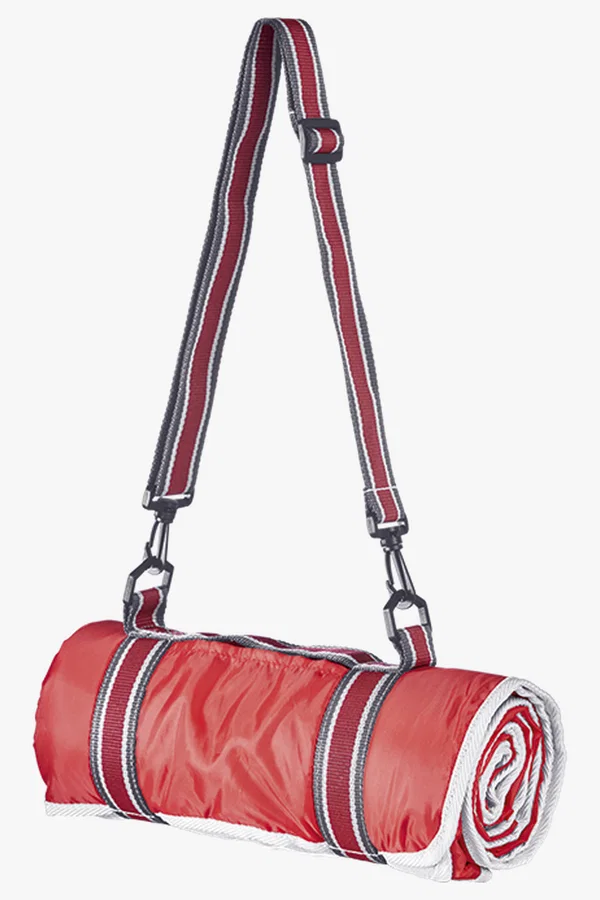 C63s Master Picnic Blanket — Red